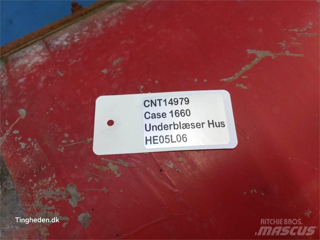 Case IH 1660 Sypače písku a soli