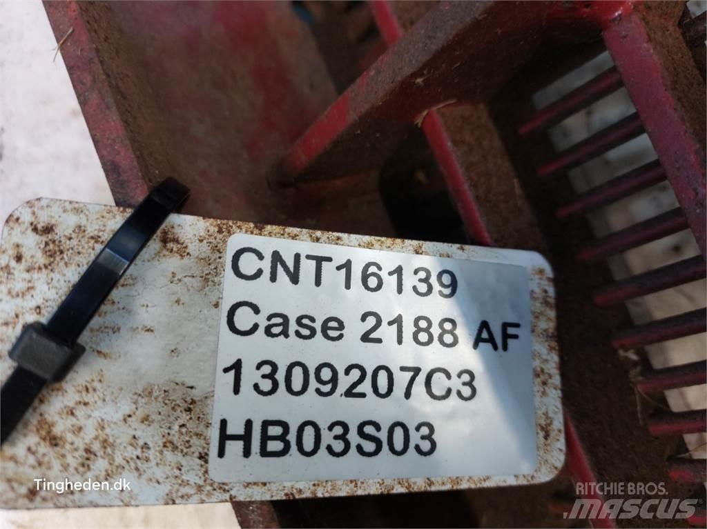 Case IH 2188 Příslušenství a náhradní díly ke kombajnům