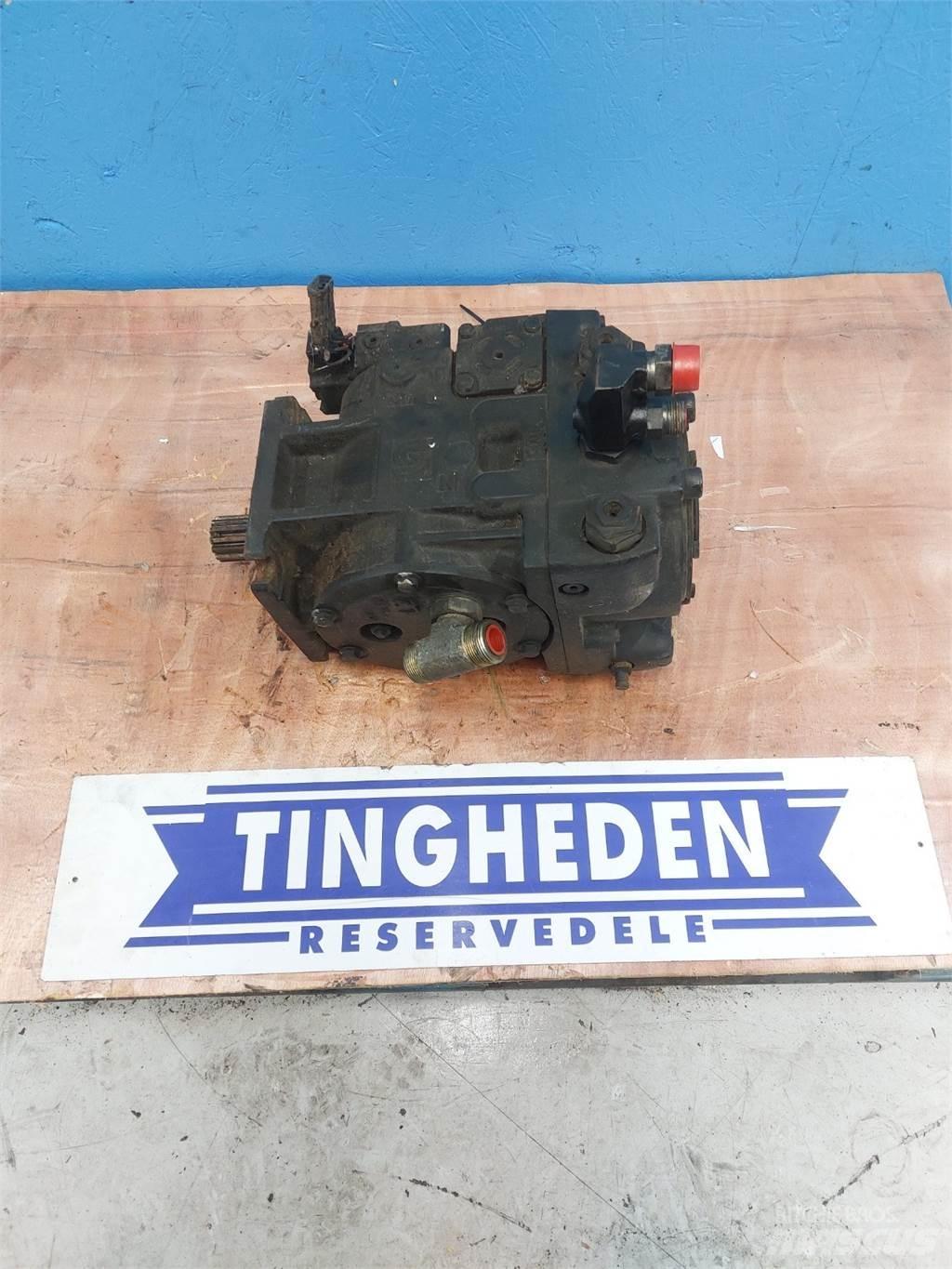Case IH 7010 Hydraulika