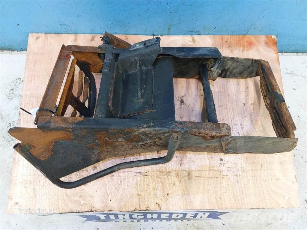 CASE Puma 185 Kabiny a interiér