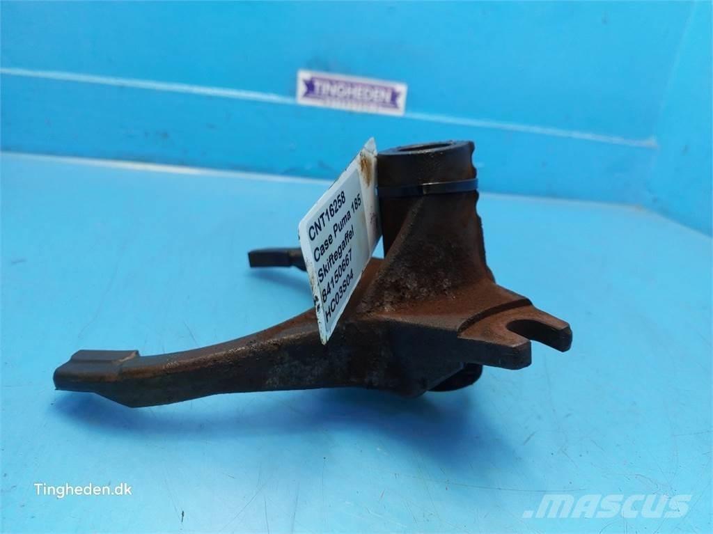 CASE Puma 185 Převodovka