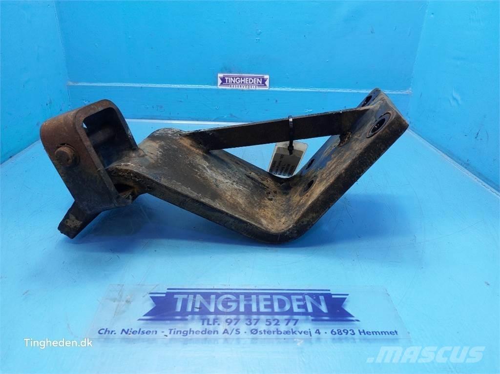CASE Puma 185 Kabiny a interiér