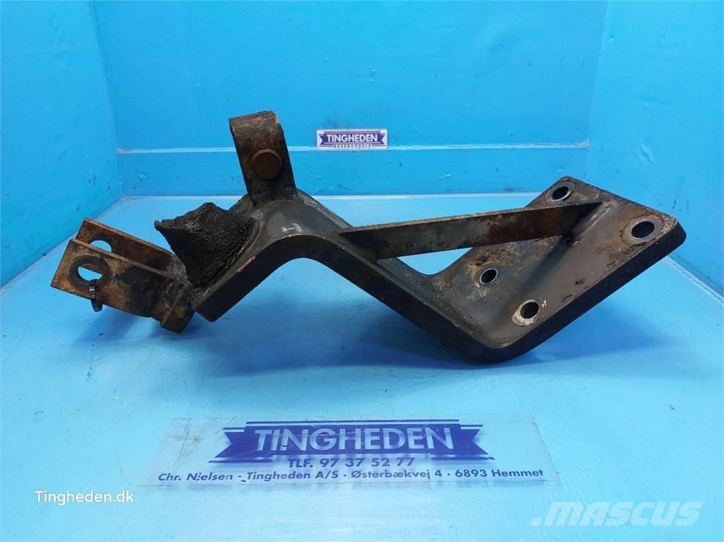 CASE Puma 185 Kabiny a interiér