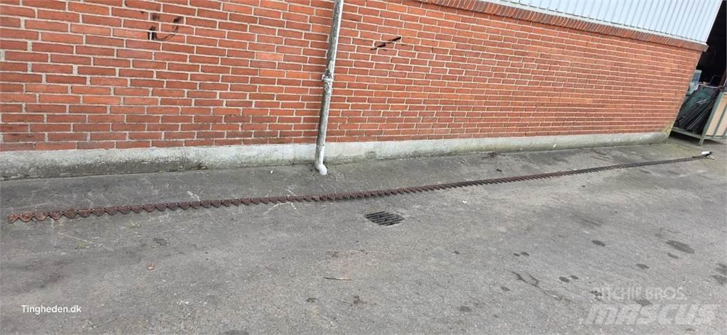 CLAAS  Příslušenství a náhradní díly ke kombajnům