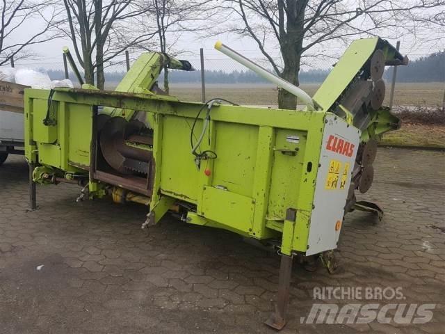 CLAAS 6218 8R Samojízdné sekačky