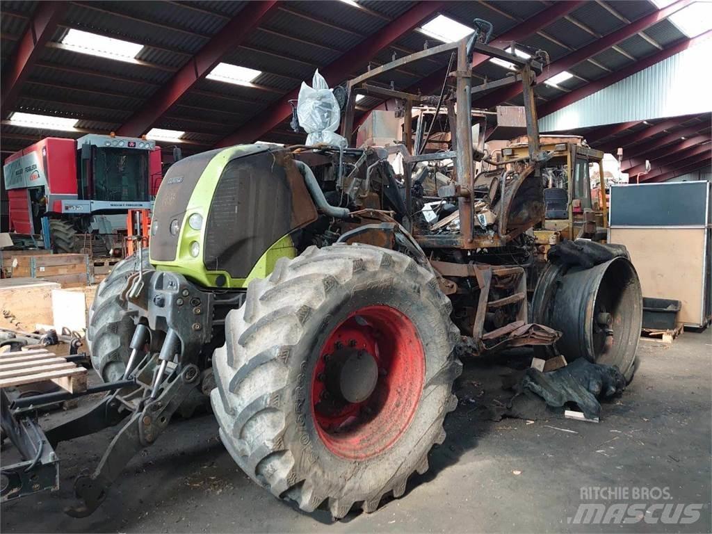 CLAAS Axion 840 Traktory
