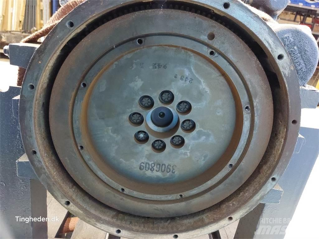 Cummins 6LTAA8.9 Motory
