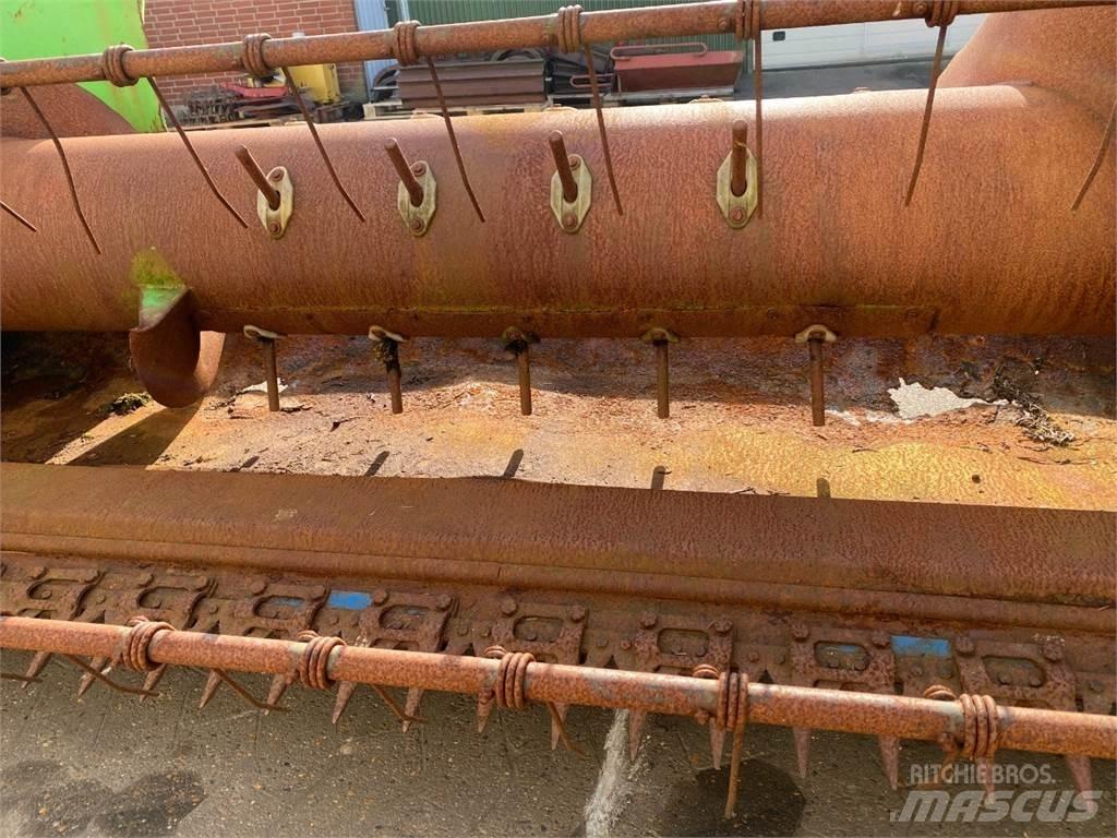 Deutz 14 Příslušenství a náhradní díly ke kombajnům