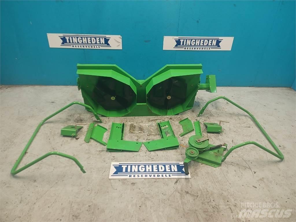 Deutz 4075 Příslušenství a náhradní díly ke kombajnům
