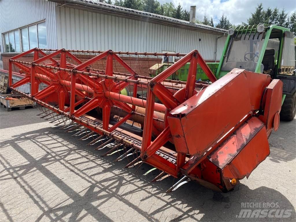 Deutz-Fahr 14 Příslušenství a náhradní díly ke kombajnům