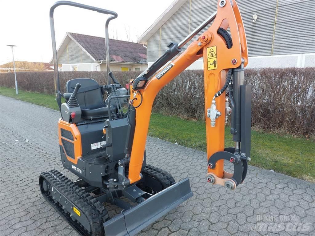 Develon DX10-7 Mini rýpadla < 7t