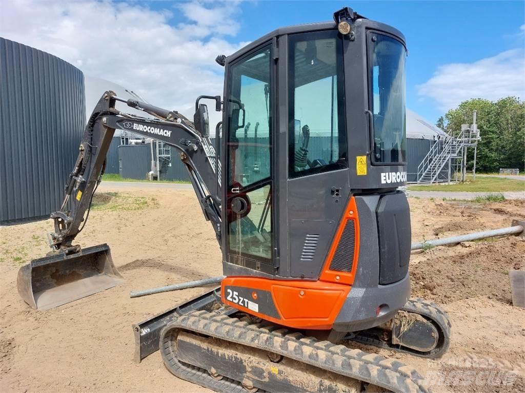 Eurocomach 25ZT Mini rýpadla < 7t