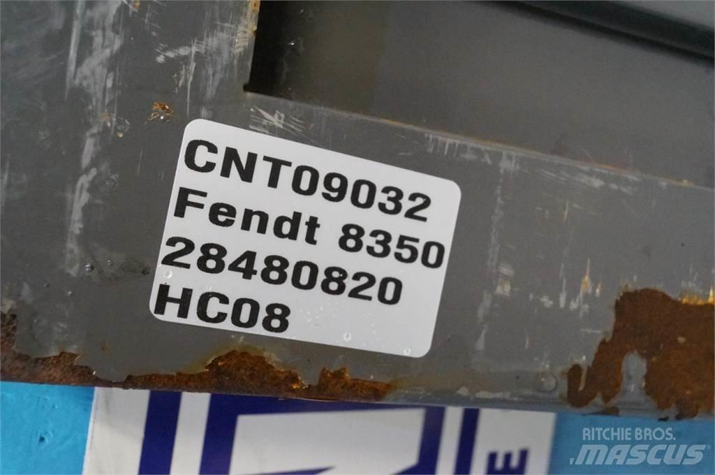 Fendt 8350 Sypače písku a soli