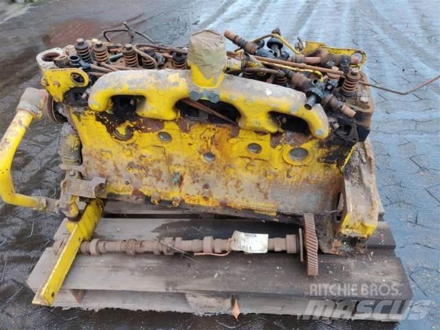 Ford 2715E Motory