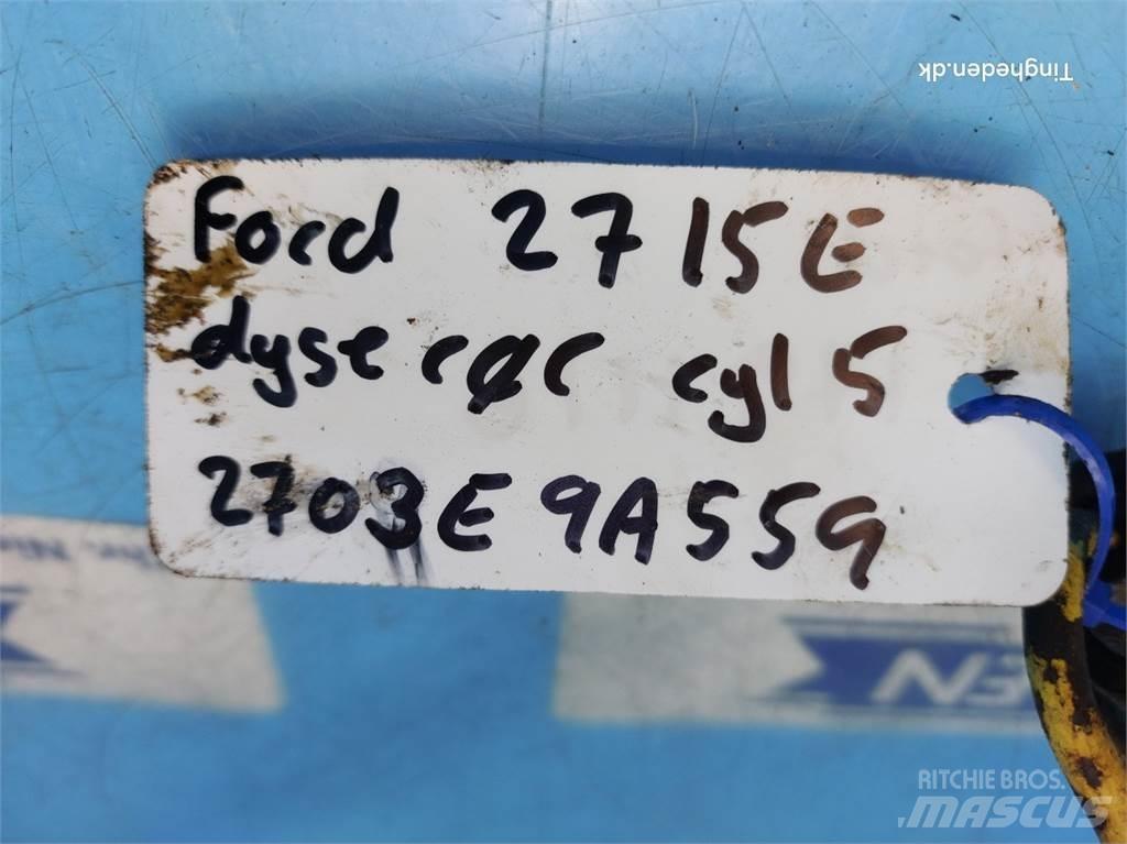 Ford 2715E Motory
