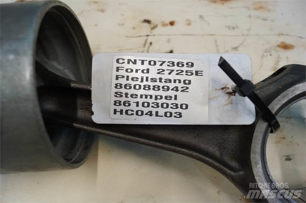 Ford 2725E Motory