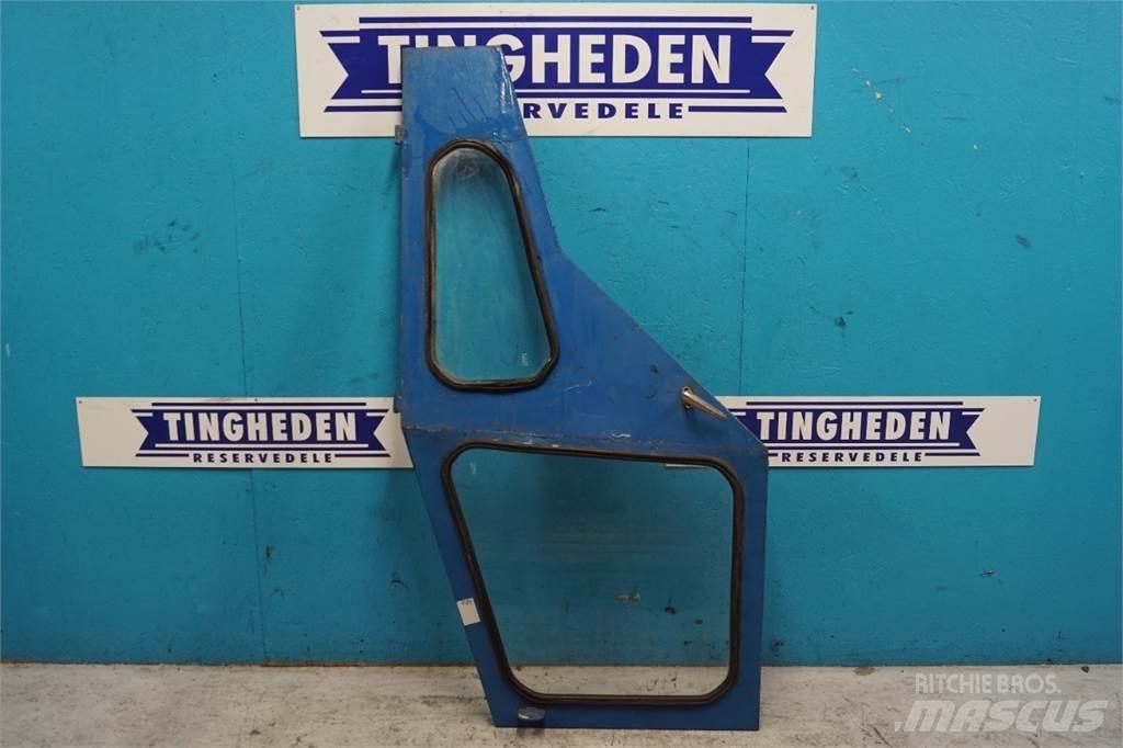 Ford 4000 Kabiny a interiér