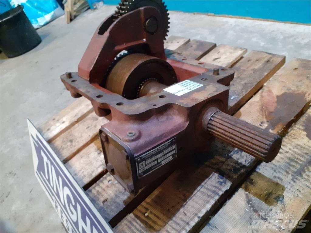 Ford 7710 Převodovka