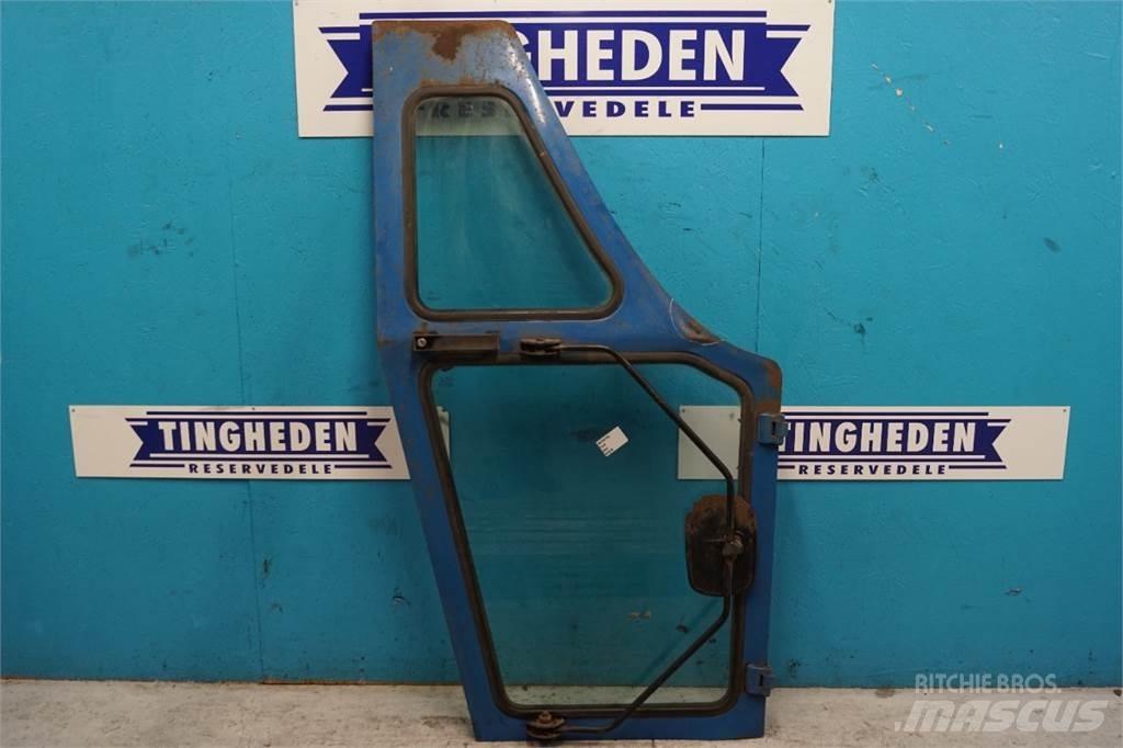 Ford 7710 Kabiny a interiér