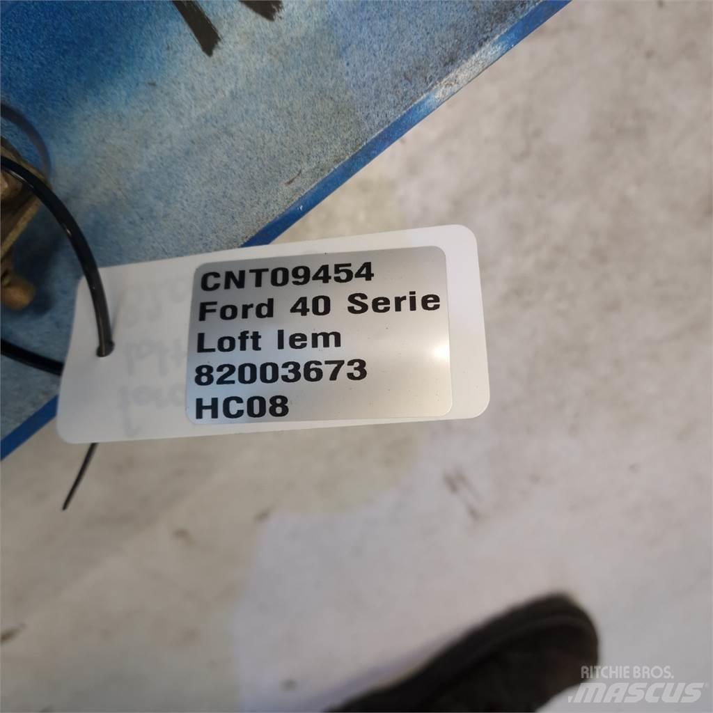 Ford 7740 Kabiny a interiér