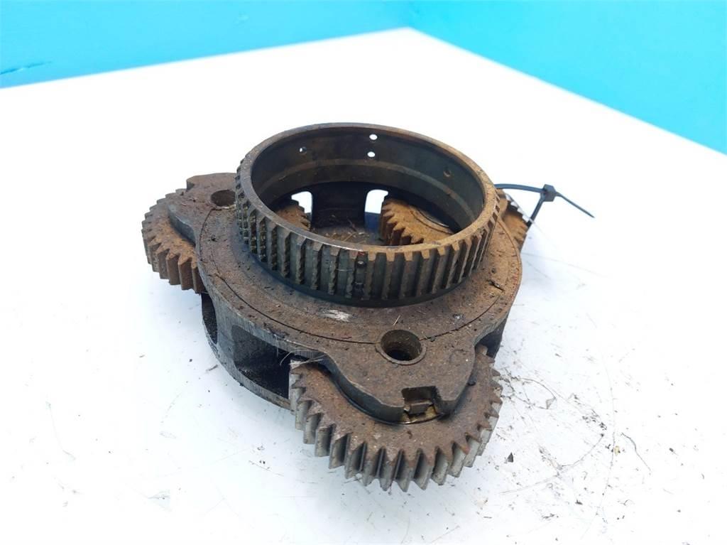 Ford 8210 Převodovka