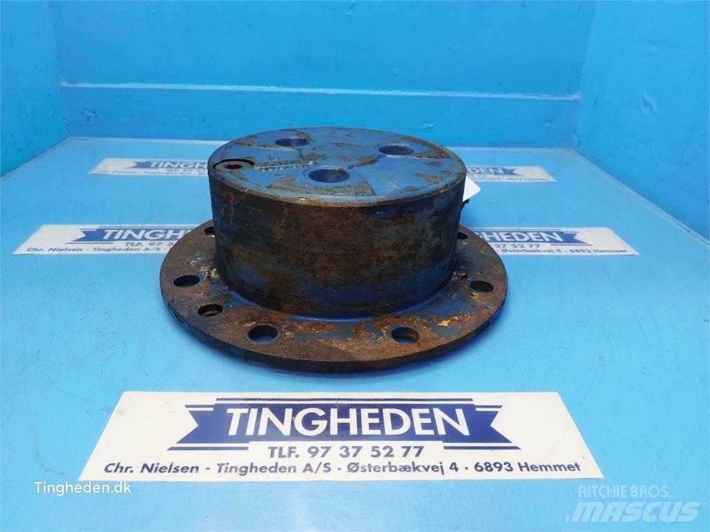 Ford 8210 Další příslušenství k traktorům