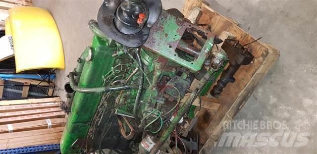 Ford 826F Motory