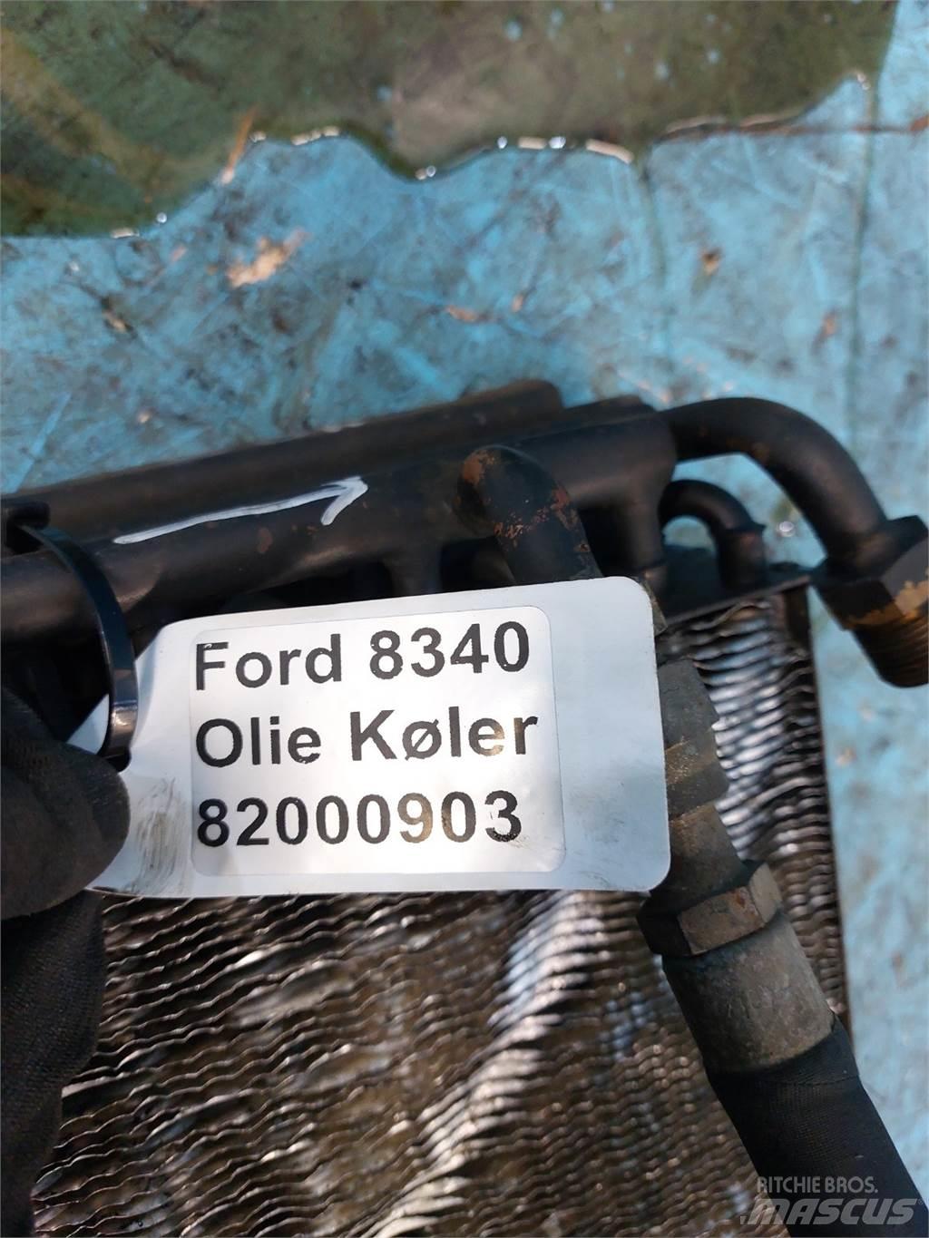 Ford 8340 Radiátory