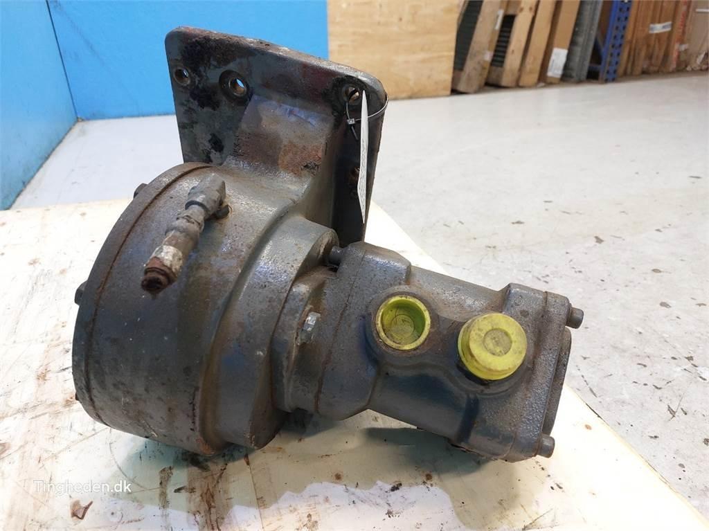 Ford 8870 Hydraulika
