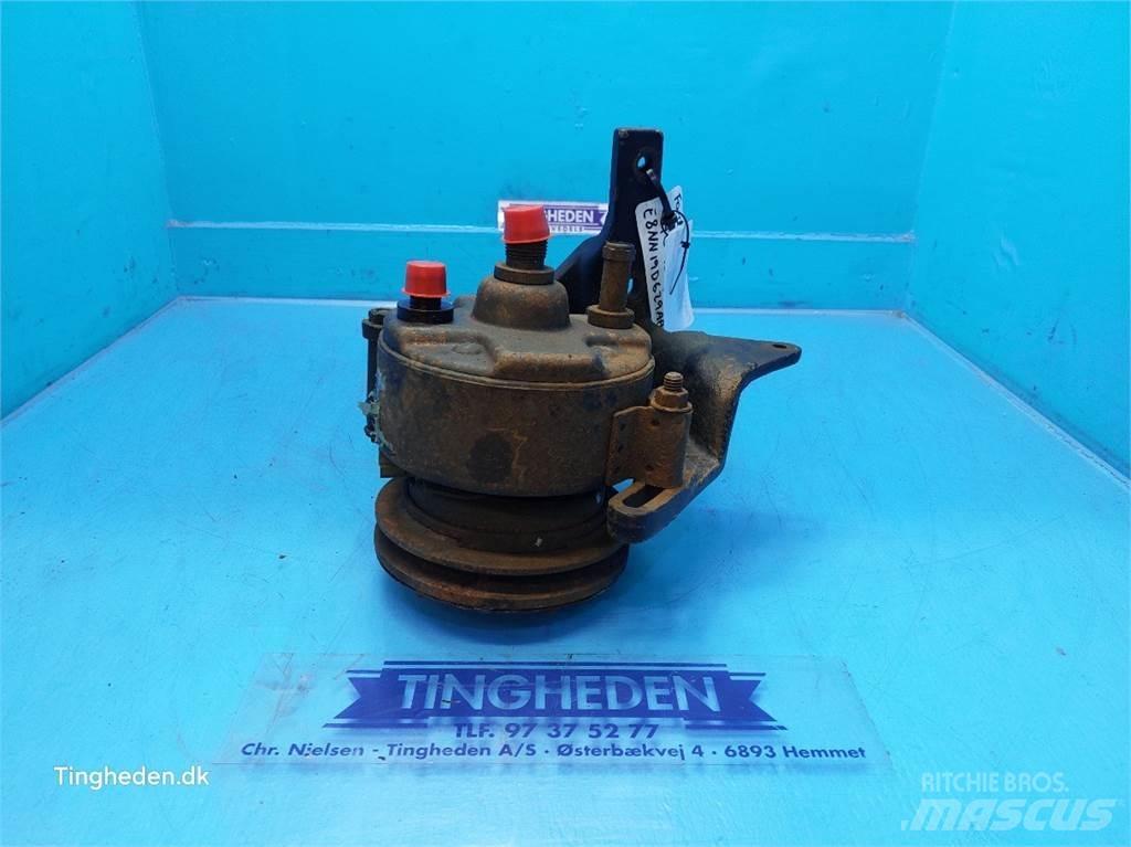Ford TW15 Radiátory