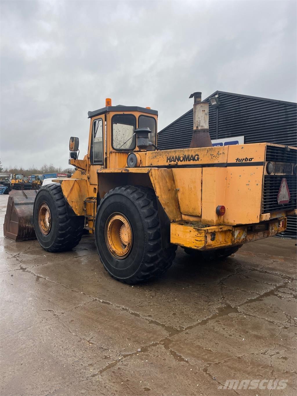 Hanomag 66C Kolové nakladače