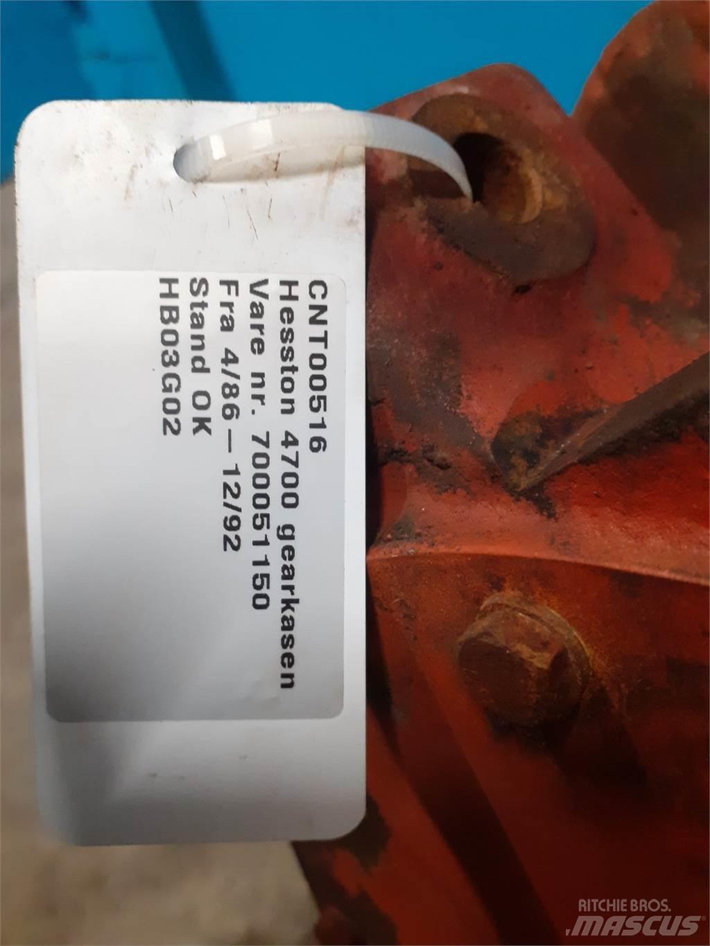 Hesston 4700 Převodovka