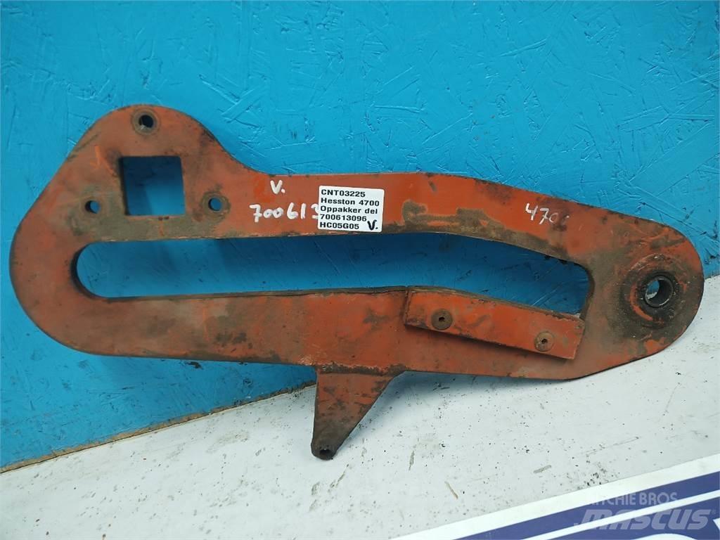 Hesston 4700 Další