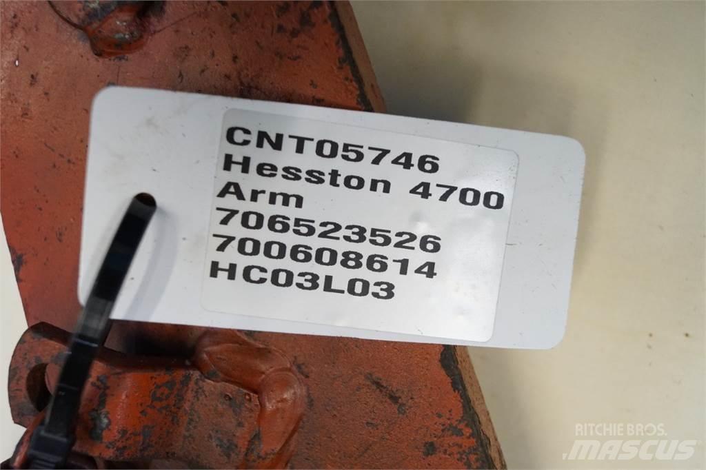 Hesston 4700 Stroje na sklizeň pícnin-příslušenství