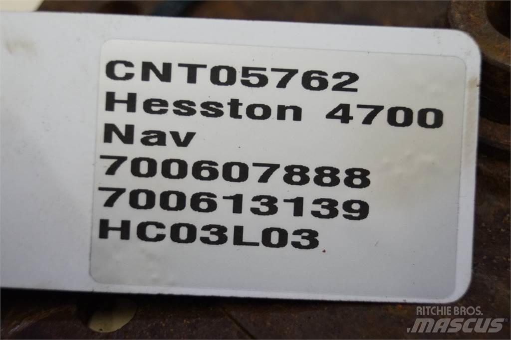 Hesston 4700 Stroje na sklizeň pícnin-příslušenství
