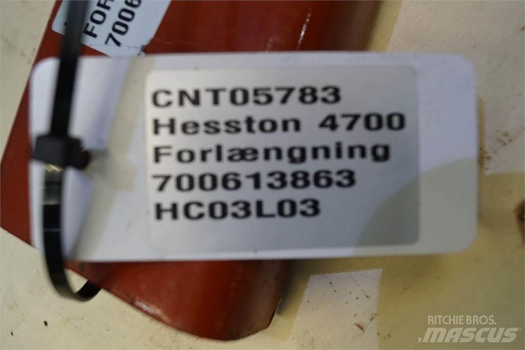 Hesston 4700 Čelisti na balíky