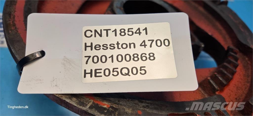 Hesston 4700 Stroje na sklizeň pícnin-příslušenství