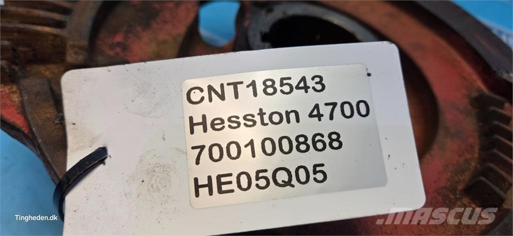 Hesston 4700 Stroje na sklizeň pícnin-příslušenství