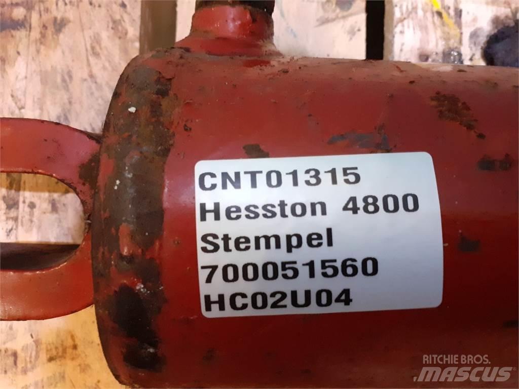 Hesston 4800 Čelisti na balíky