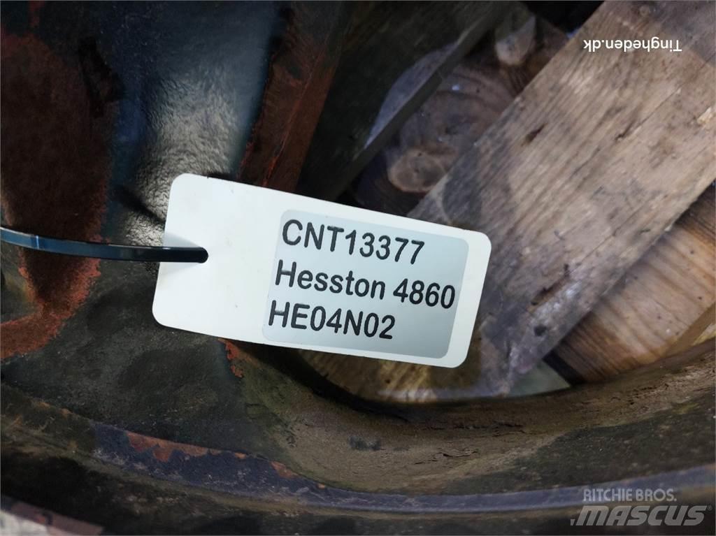 Hesston 4860 Převodovka