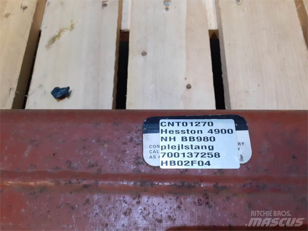 Hesston 4900 Stroje na sklizeň pícnin-příslušenství