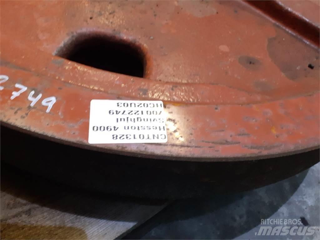 Hesston 4900 Převodovka