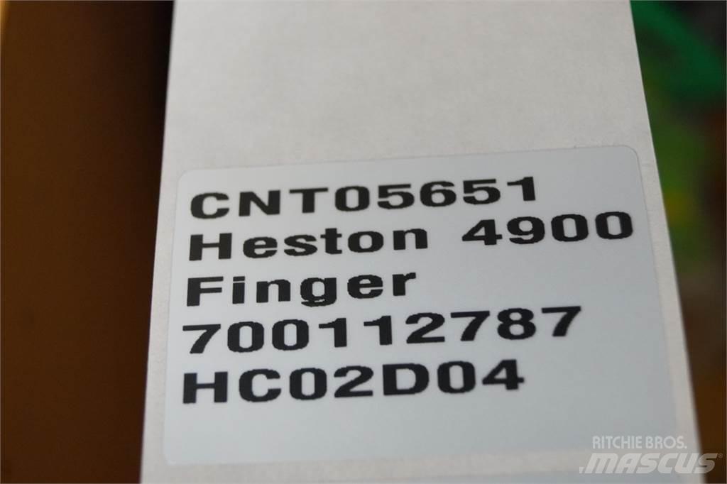 Hesston 4900 Další