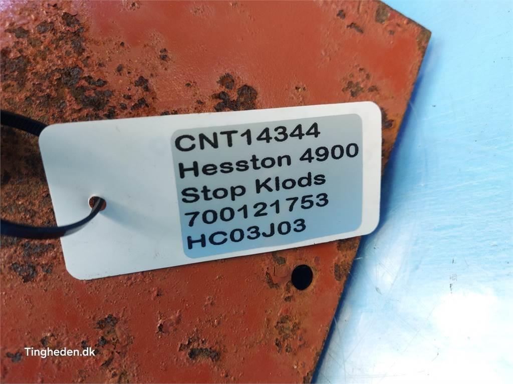 Hesston 4900 Pneumatiky, kola a ráfky