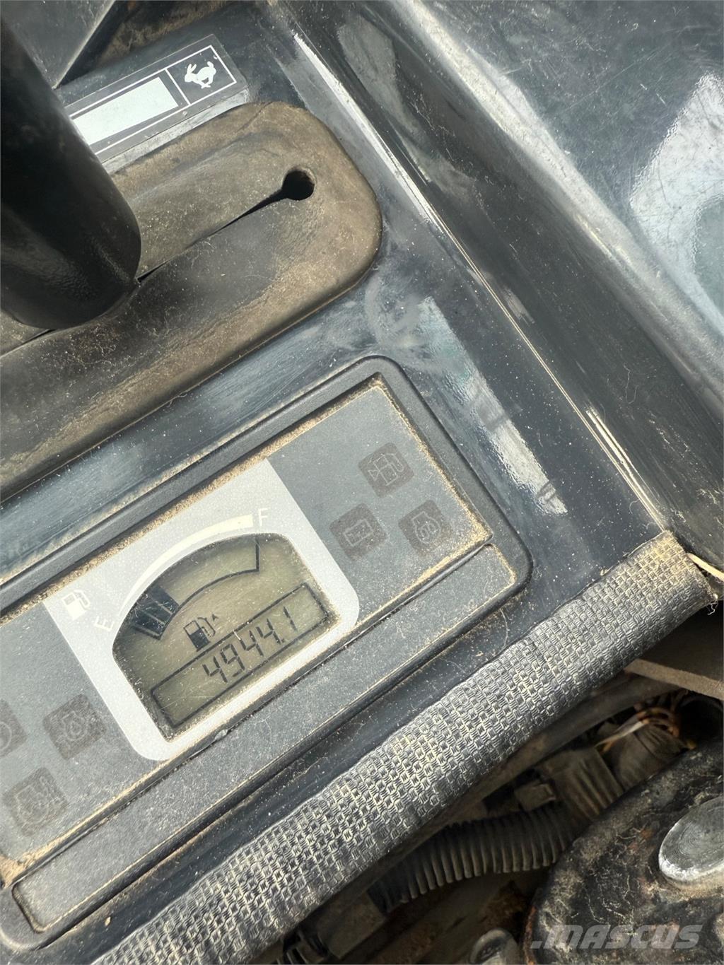 Hitachi ZX26U Mini rýpadla < 7t