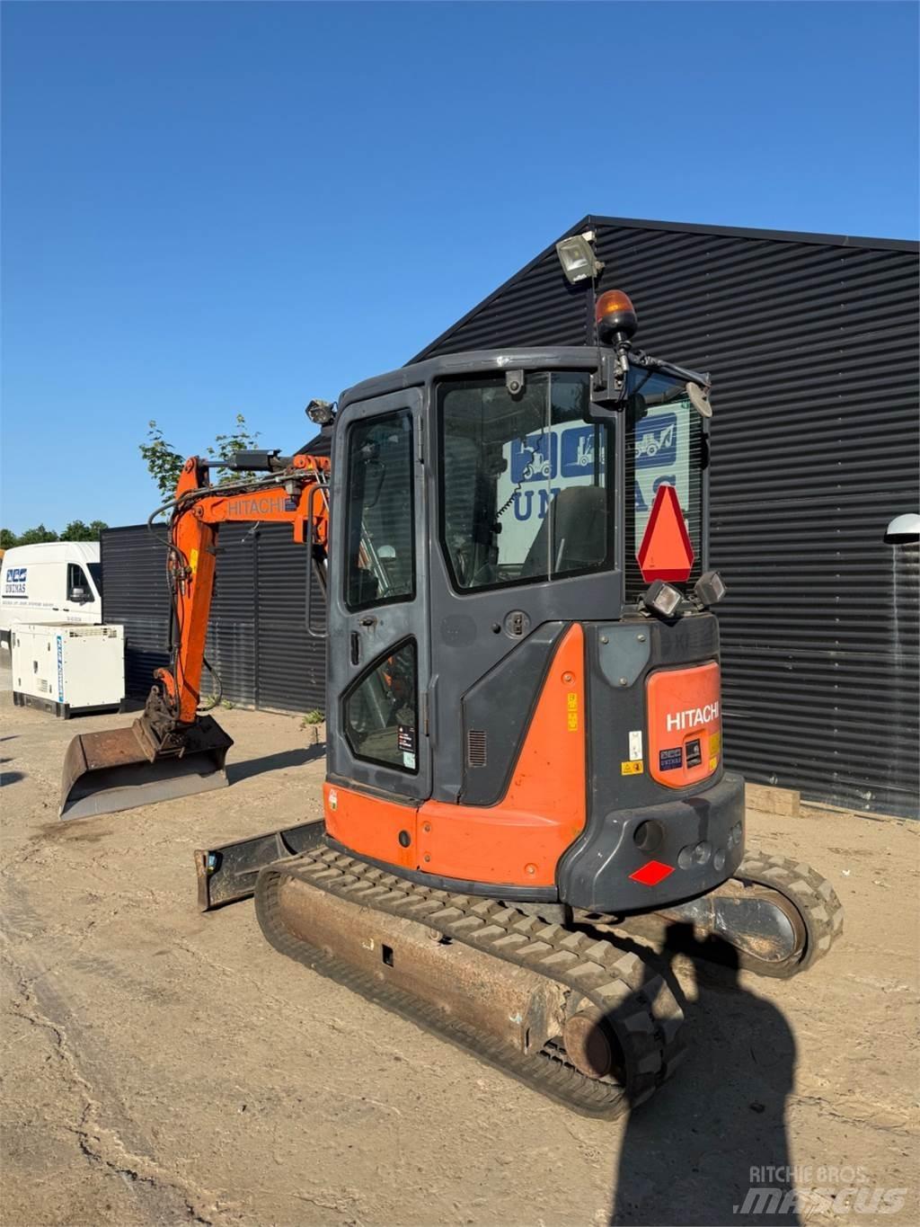 Hitachi ZX33 Mini rýpadla < 7t