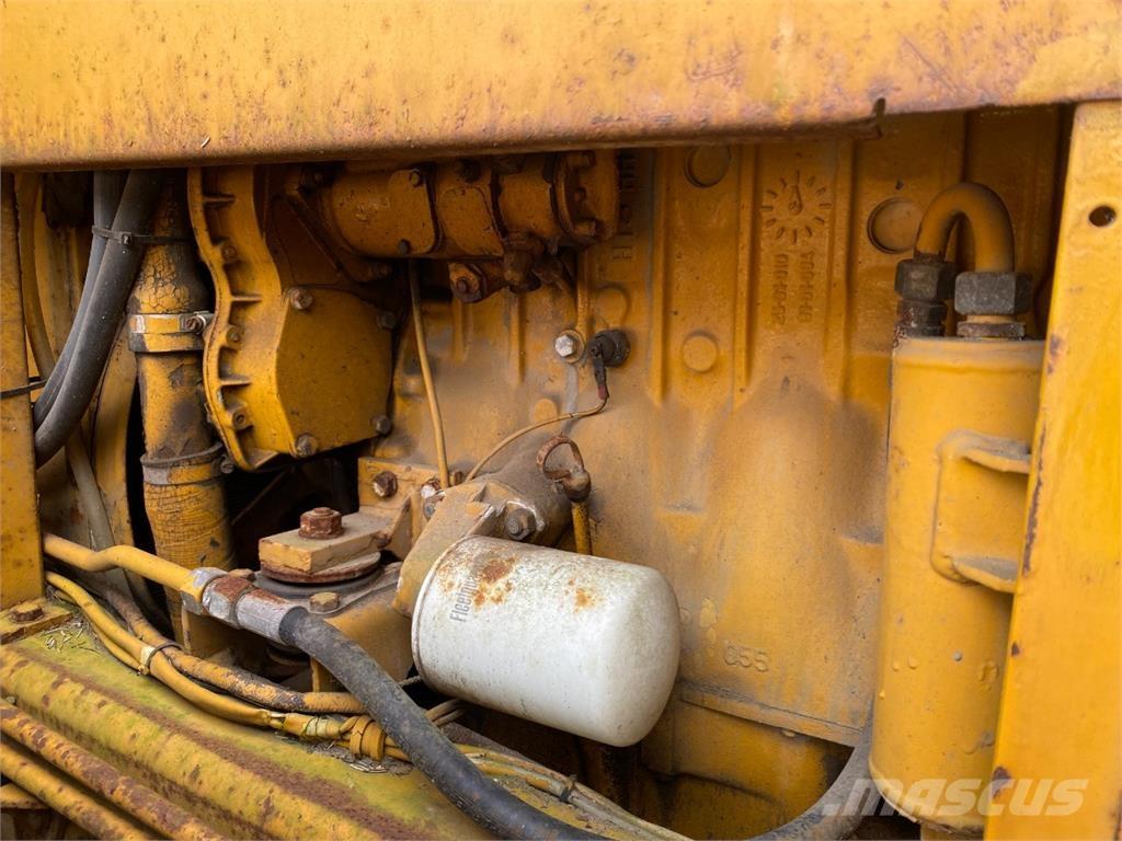 Hydrema 800 Vyklápěcí dempry