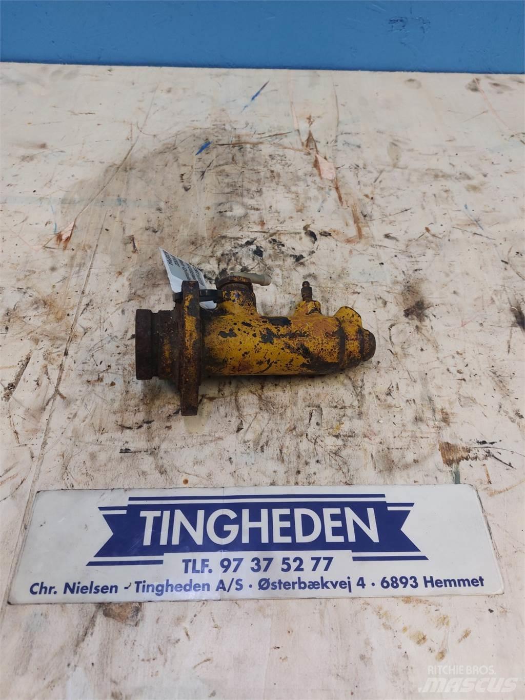 Hydrema 806 Motory