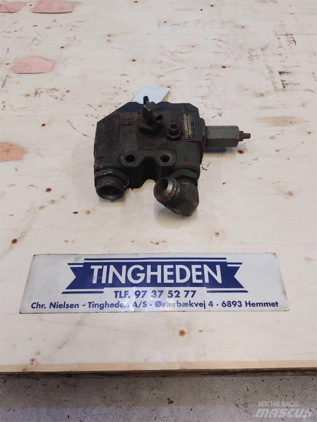 Hydrema 806 Hydraulika