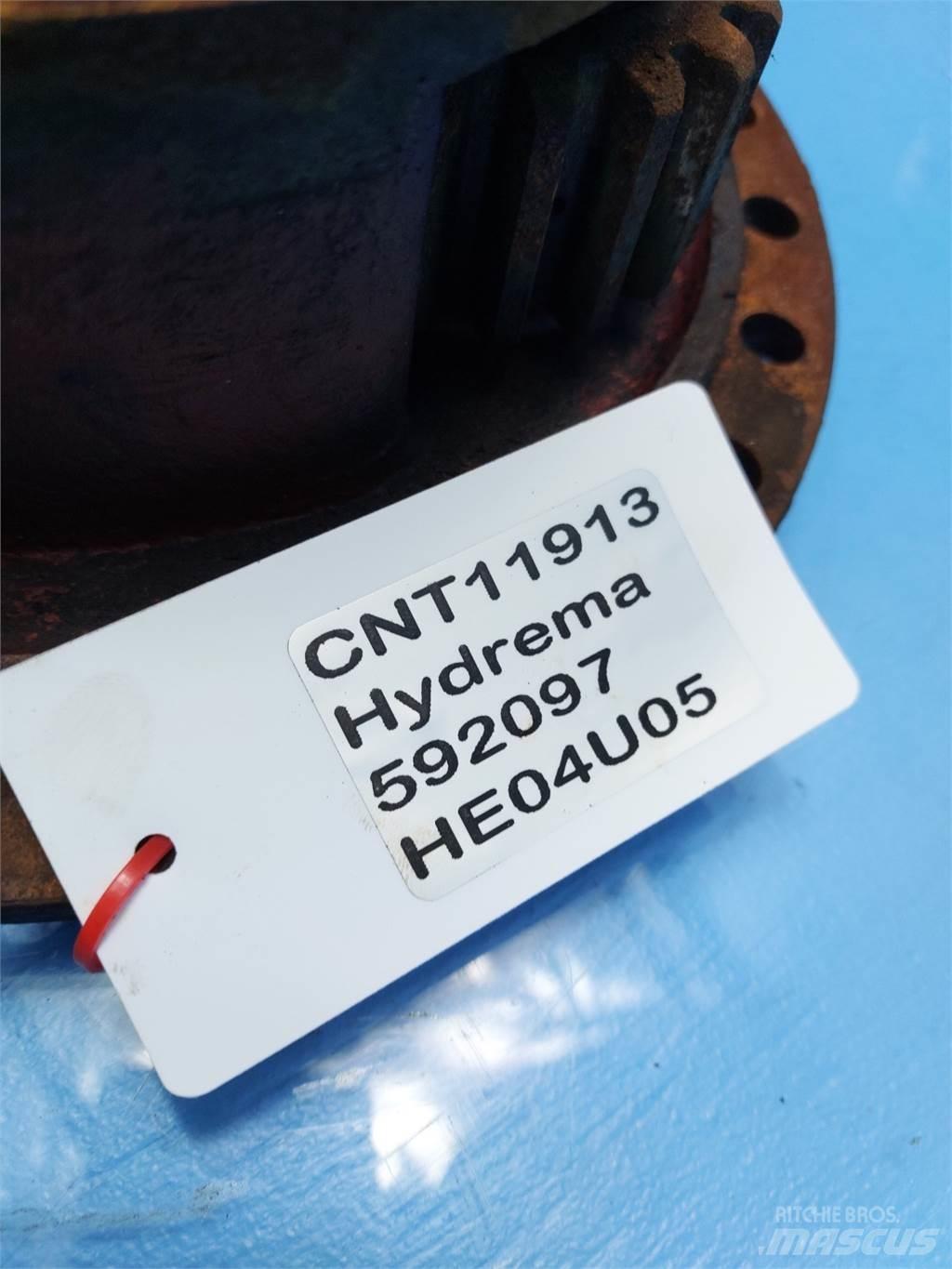 Hydrema 806 Nápravy